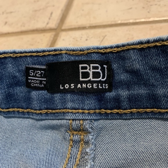 BBJ Los Angeles High-Waisted Cuffed Denim Shorts 5/27 - Picture 2 of 7